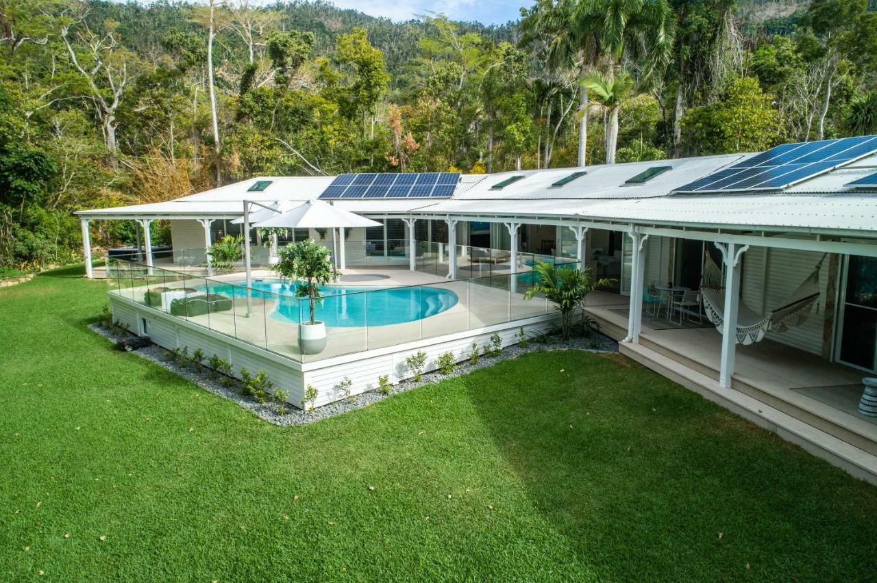 La Boheme Whitsunday Hotell Airlie Beach Eksteriør bilde